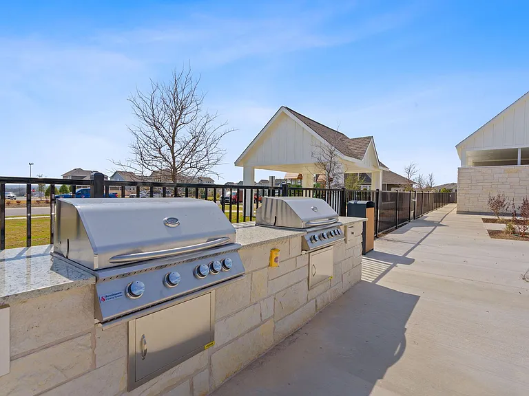 8604 Torrita Dr — Photo 21