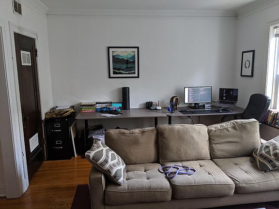 2nd image of 2015 W Ainslie St #2M