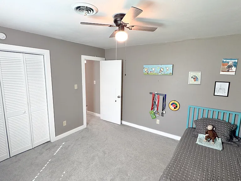 2106 Perry Dr — Photo 14