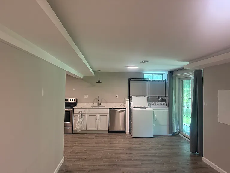2236 Countryside Dr #B — Photo 2