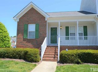 1909 Stroll Cir, Fuquay Varina, NC 27526