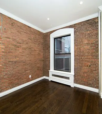 Rented by Icon Realty Management | media 3