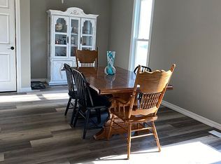 823 S Highland Ave, Chanute, KS 66720