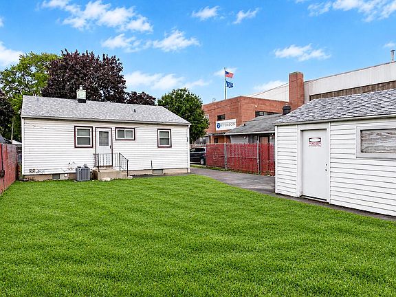 5th image of 431 S 88th STREET