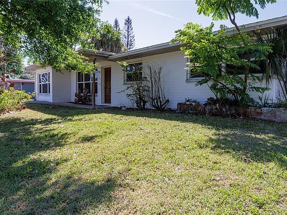 3rd image of 718 JANE AVENUE