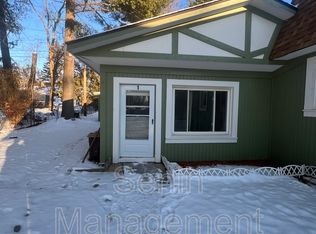1651 Playstead St APT 1, West Bloomfield, MI
