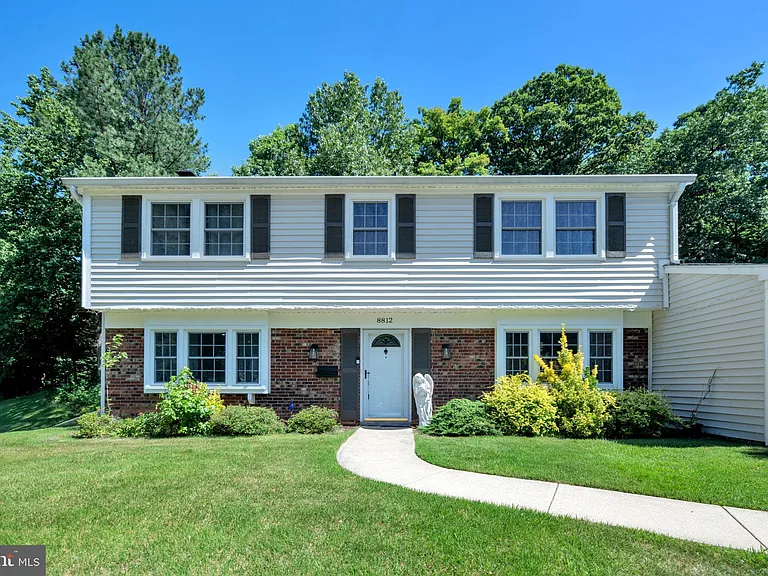 8812 Churchfield Ln — Photo 28