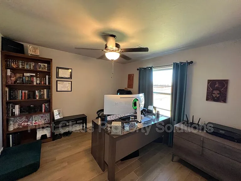 3116 Drake Crest Dr — Photo 20
