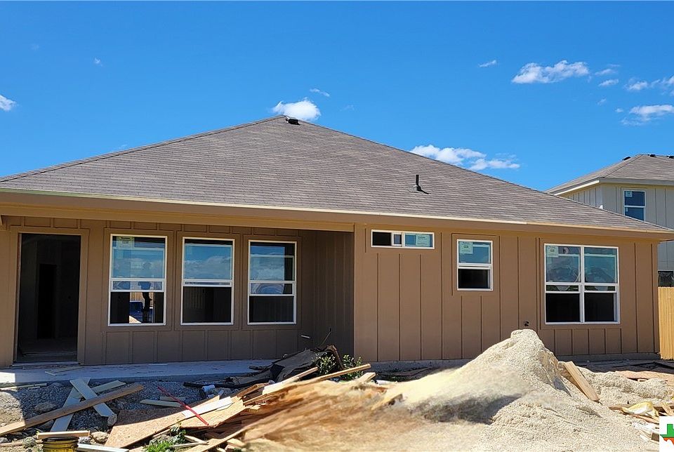 2nd image of 6704 Muggle Ave