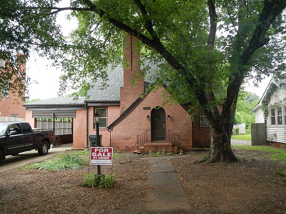 2nd image of 5530 Chesterfield Dr