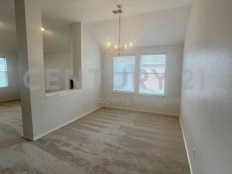 1616 Logan Dr — Photo 12