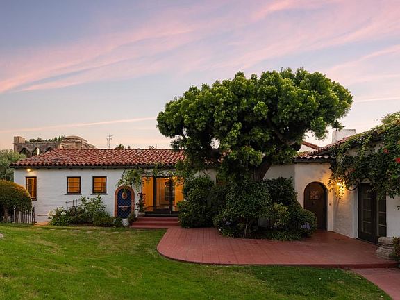 2nd image of 1406 La Jolla Knl