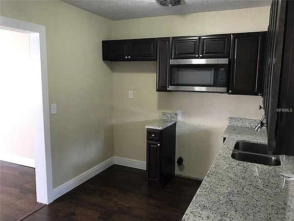 3rd image of 1222 Morgan Dr