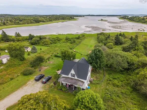 7155 Highway 3, Ste. Anne Du Ruisseau, NS B0W 2X0