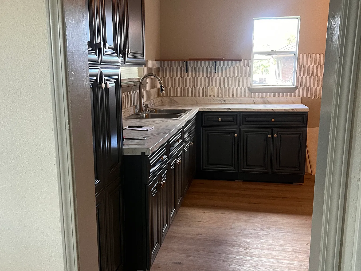2 bed, 1200 sqft, $1,250 — Photo 3