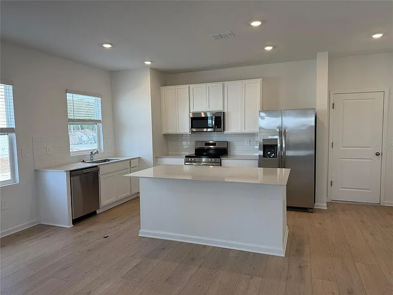 5151 Loyalty Dr — Photo 4