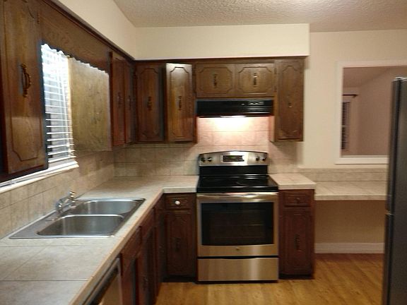 5th image of 3741 N Whippoorwill Ct