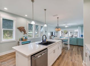 102 S 38th St #D, Pt Saint Joe, FL 32456