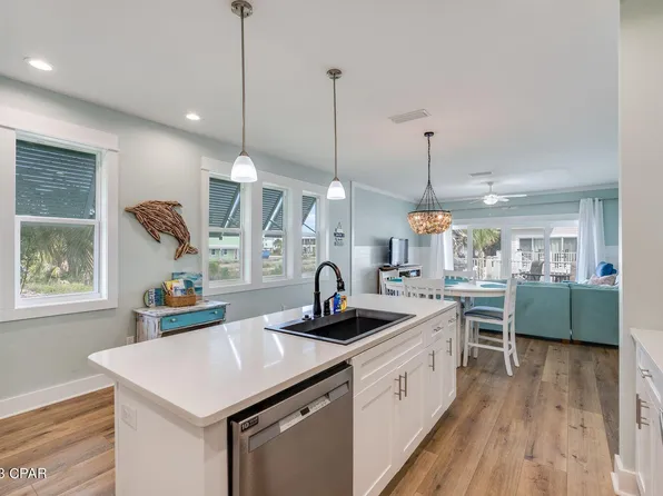 102 S 38th St #D, Pt Saint Joe, FL 32456