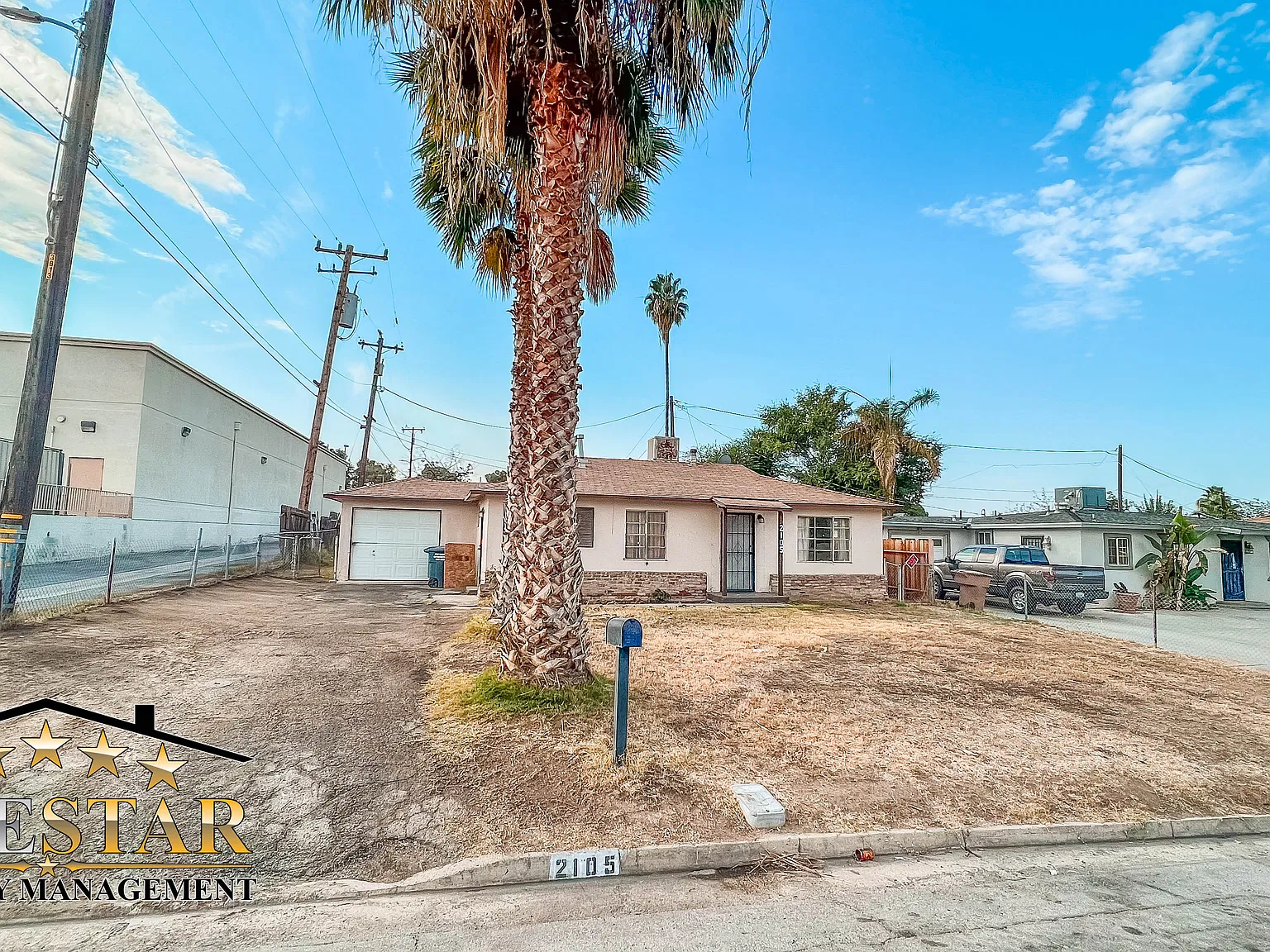 3 bed, 1000 sqft, $1,395 — Photo 1