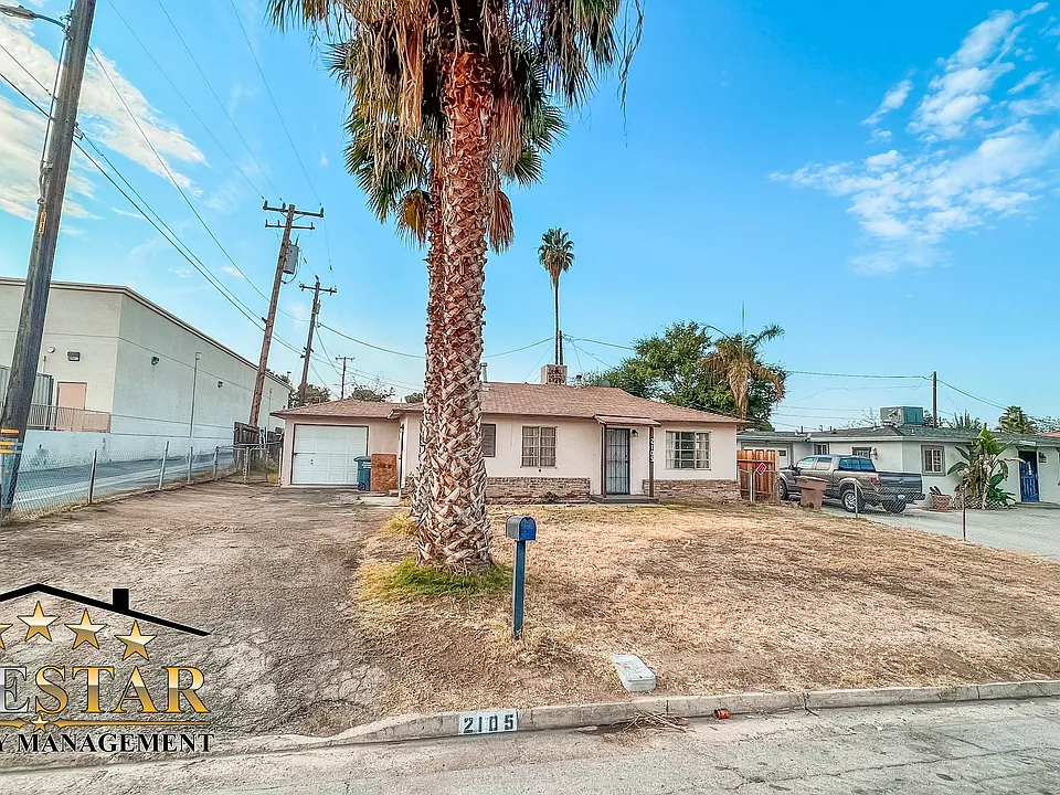 2105 Del Amo Way