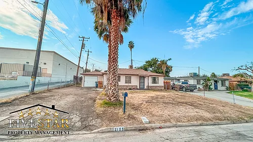 2105 Del Amo Way Photo 1