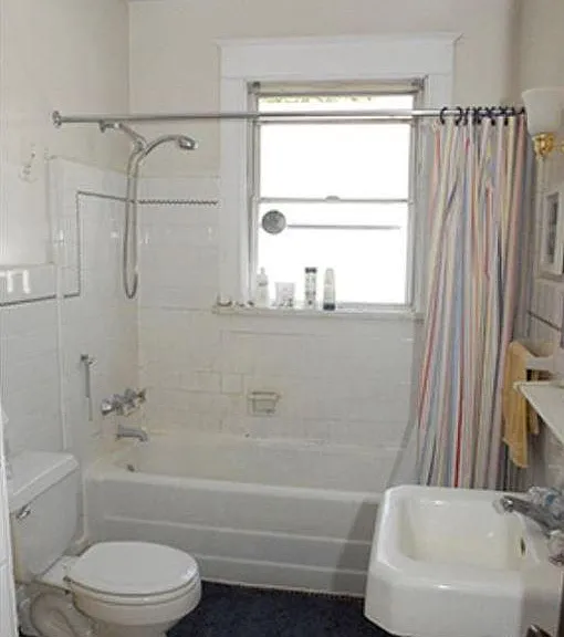 374 Morris St #2 — Photo 4