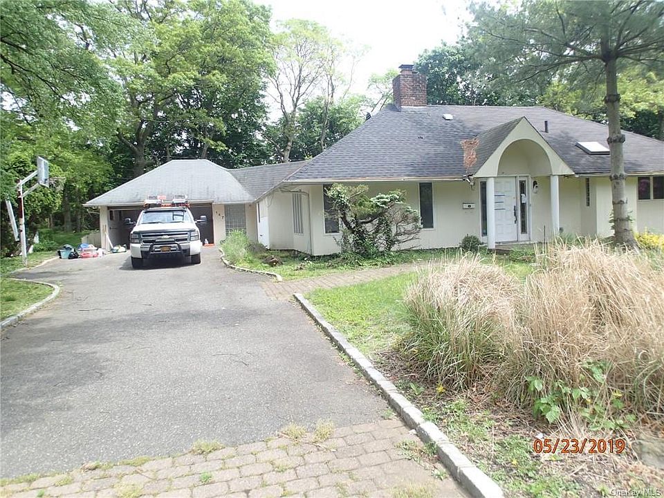1st image of 147 Parkway Dr
