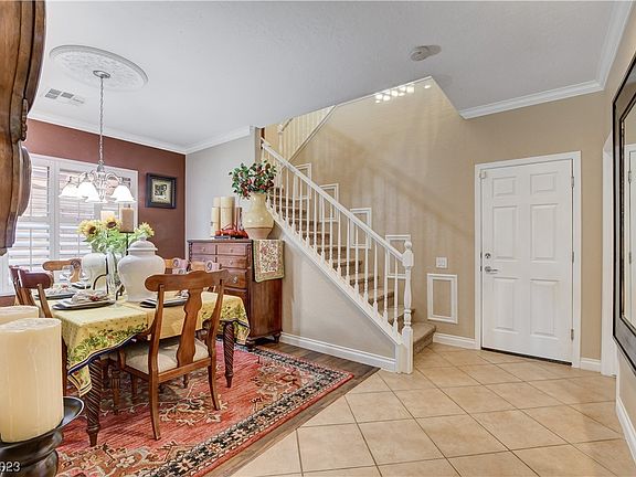 5th image of 11829 Alava Ave