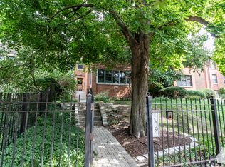 4625 N Dover St, Chicago, IL 60640