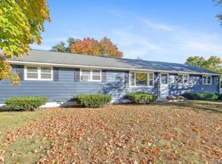 41 Raffia Rd, Enfield, CT 06082
