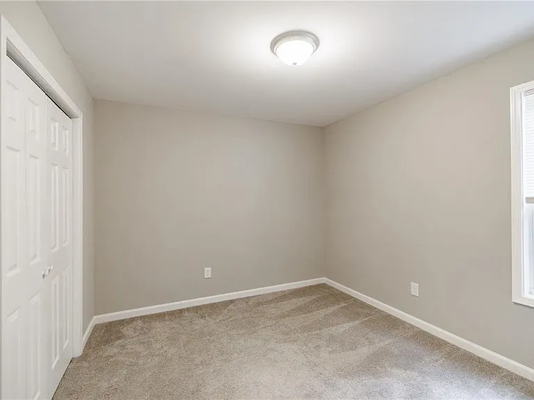 103 Three Rivers Ct — Photo 32