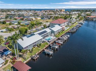 1802 Beach Pkwy APT 104, Cape Coral, FL 33904
