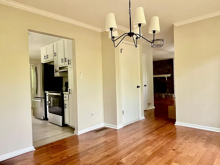 100 Park Hill Ln — Photo 14