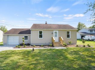 7166 Hankee Rd, Garrettsville, OH 44231