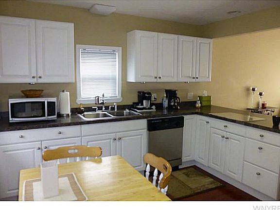 4th image of 1393 102nd St