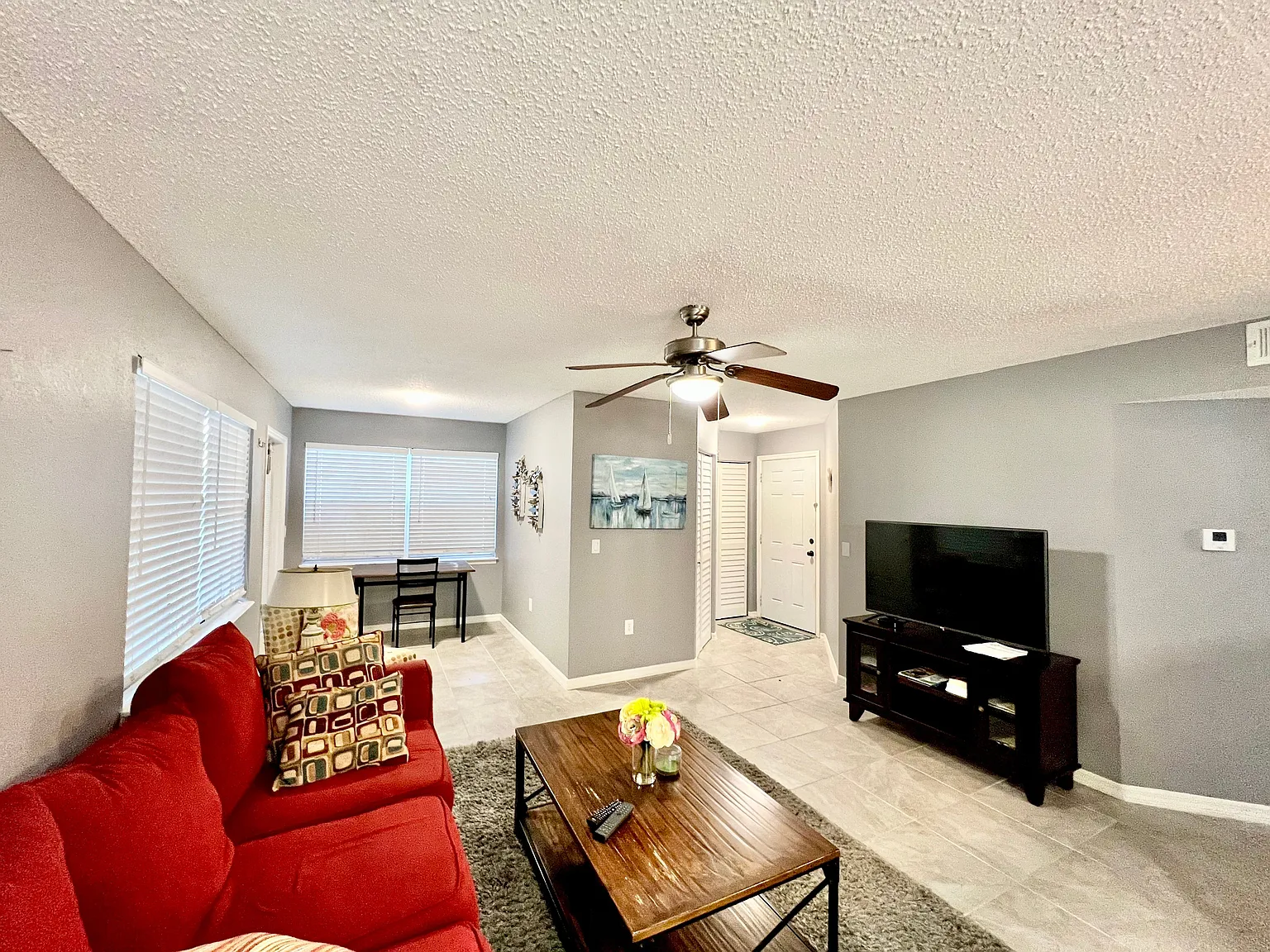 2 bed, 2.0 bath, 1033 sqft, $1,650 — Photo 4