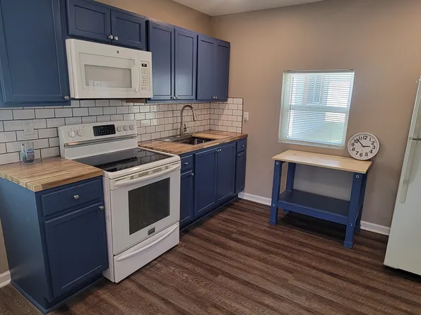 1035 Birch St, Eudora, KS 66025