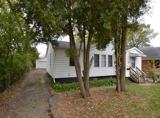 1408 Woodruff Rd, Joliet, IL 60432