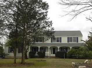 6 Fawn Dr, Belle Mead, NJ 08502