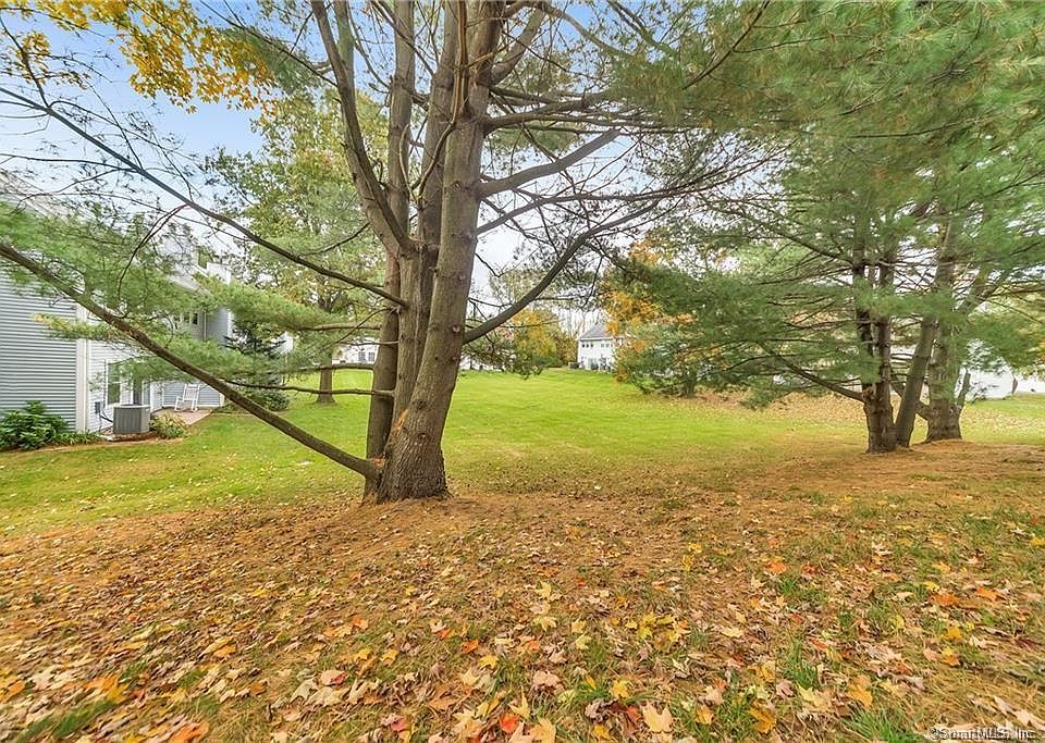 2nd image of 1008 Misty Meadow Ln #1008