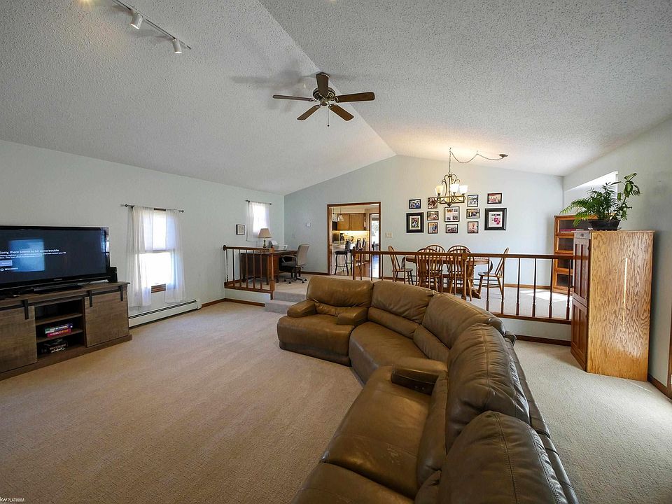 68055 S Forest Ave, photo 17