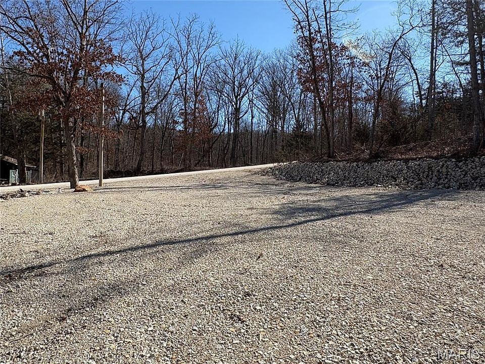 1st image of 12 Pinnacle Dr