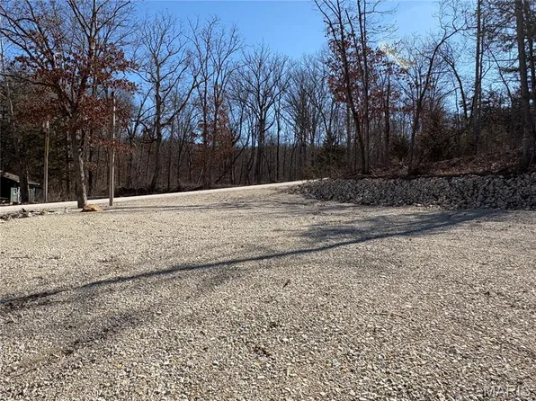 12 Pinnacle Dr, New Florence, MO 63363