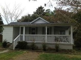 2805 Myrtle St, Morehead City, NC 28557