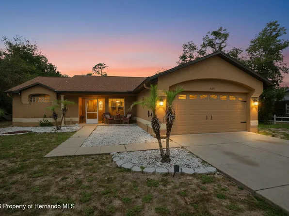 8391 Weeping Willow St, Brooksville, FL 34613