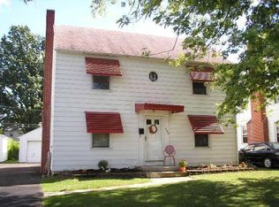 598 Chestershire Rd, Columbus, OH 43204