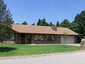1st image of 908 E Norristown Cir