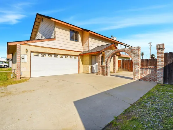 1939 Theresa Avenue, Hanford, CA 93230