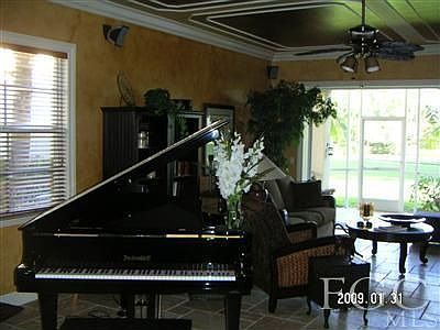2nd image of 5932 Tarpon Gardens Cir APT 101